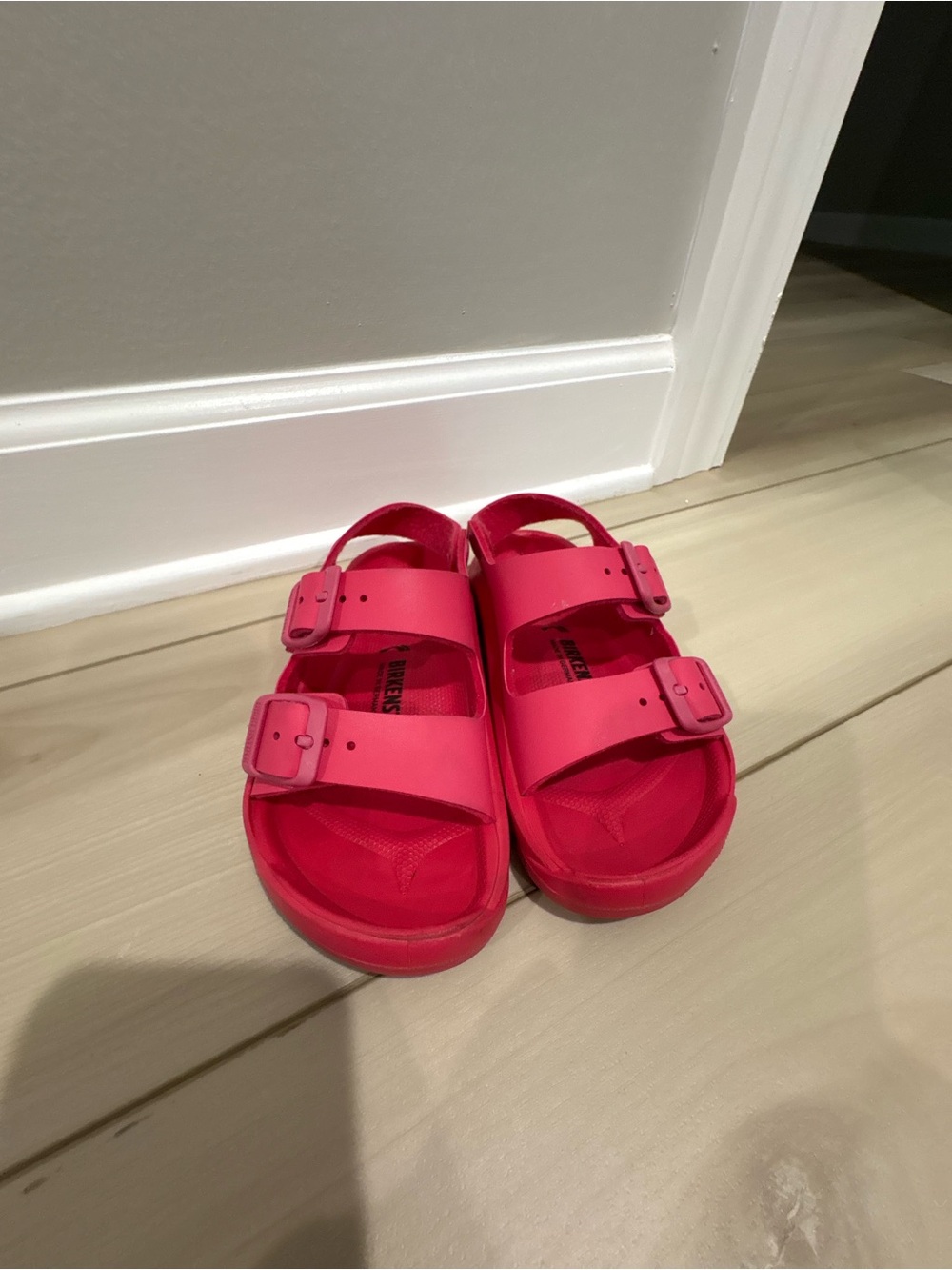 Birkenstock Kids Hot Pink Double-Buckle Sandals